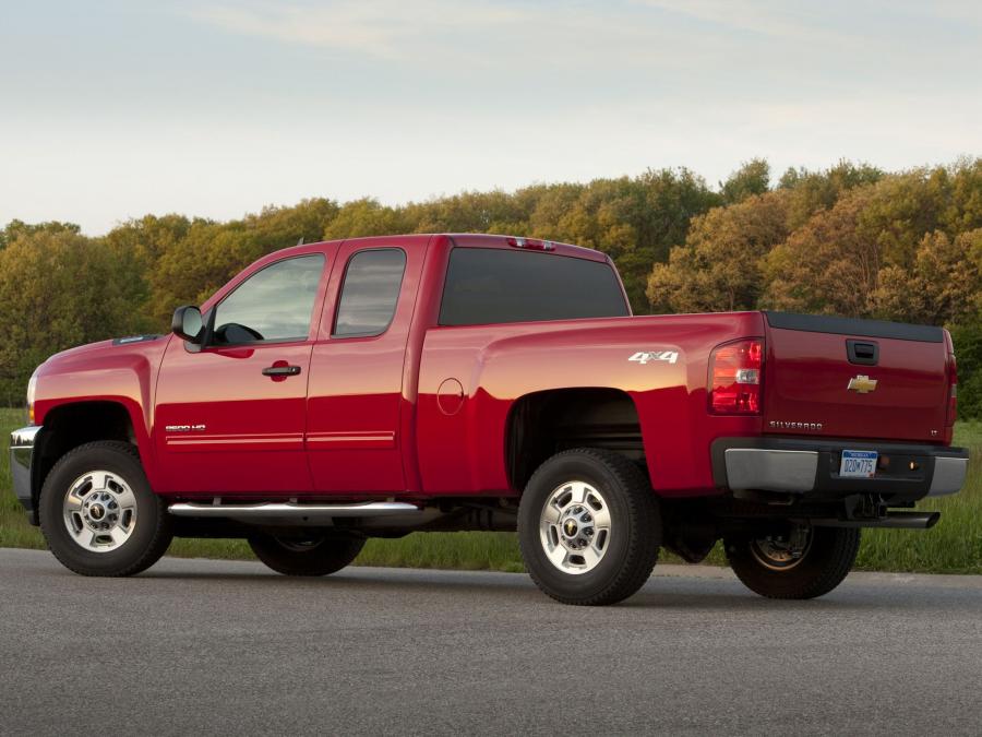  Chevrolet Silverado 2500 HD Extended Cab 2010 года  (фото 6 из 16)